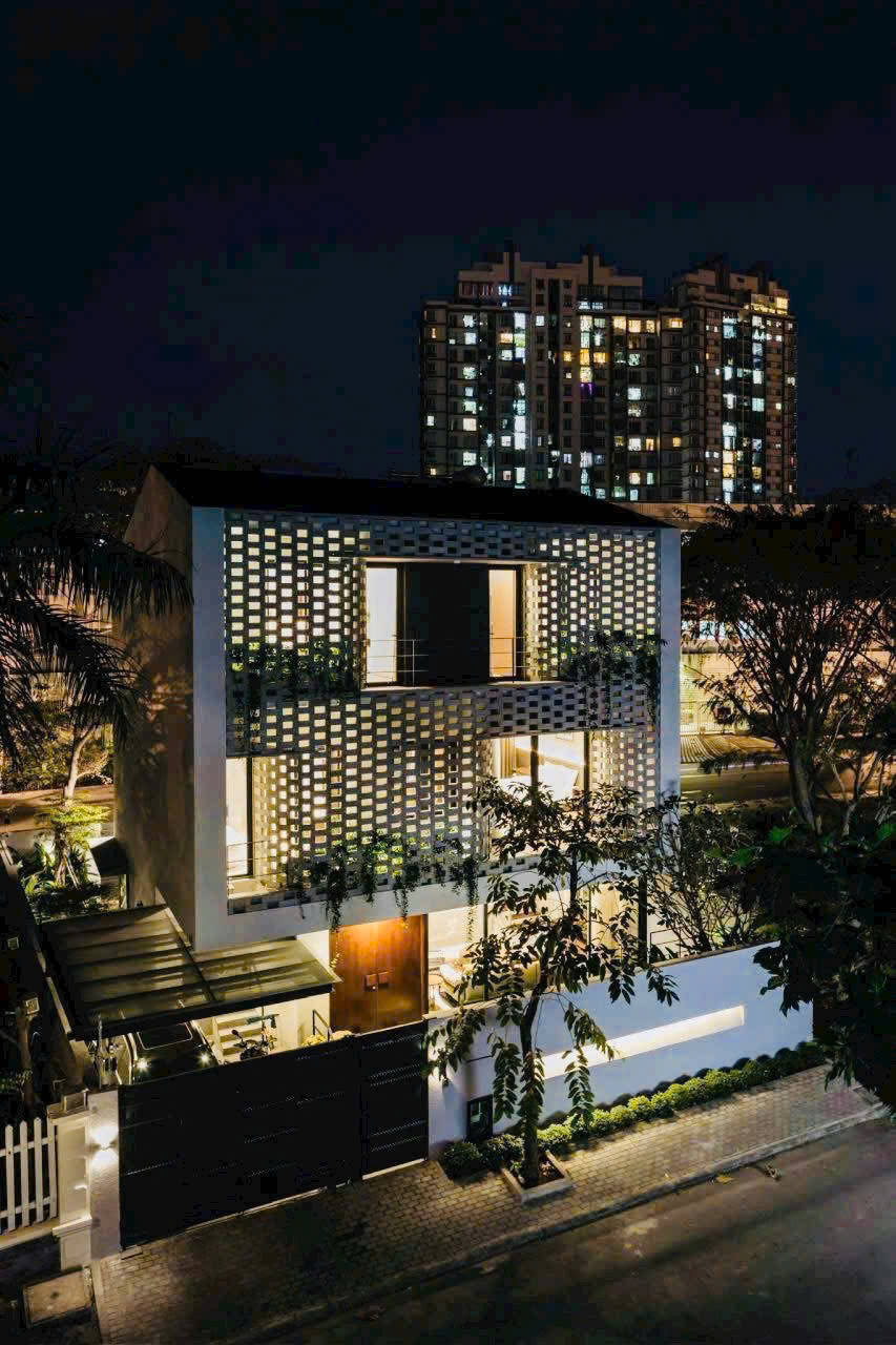 Bán Biệt Thự Đơn Lập Nam Thông 2 Phú Mỹ Hưng – 2 Mặt Tiền Đường 23